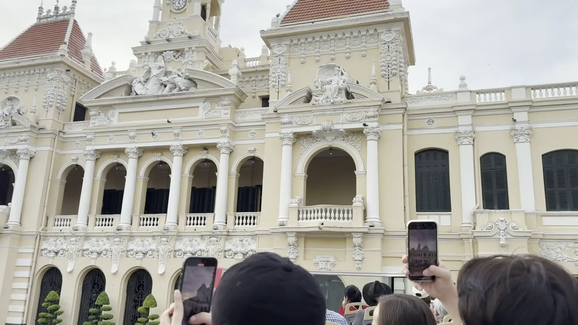 Trụ sở Ủy ban Nhân dân Thành phố Hồ Chí Minh（ホーチミン市人民委員会庁舎。旧サイゴン市庁舎）