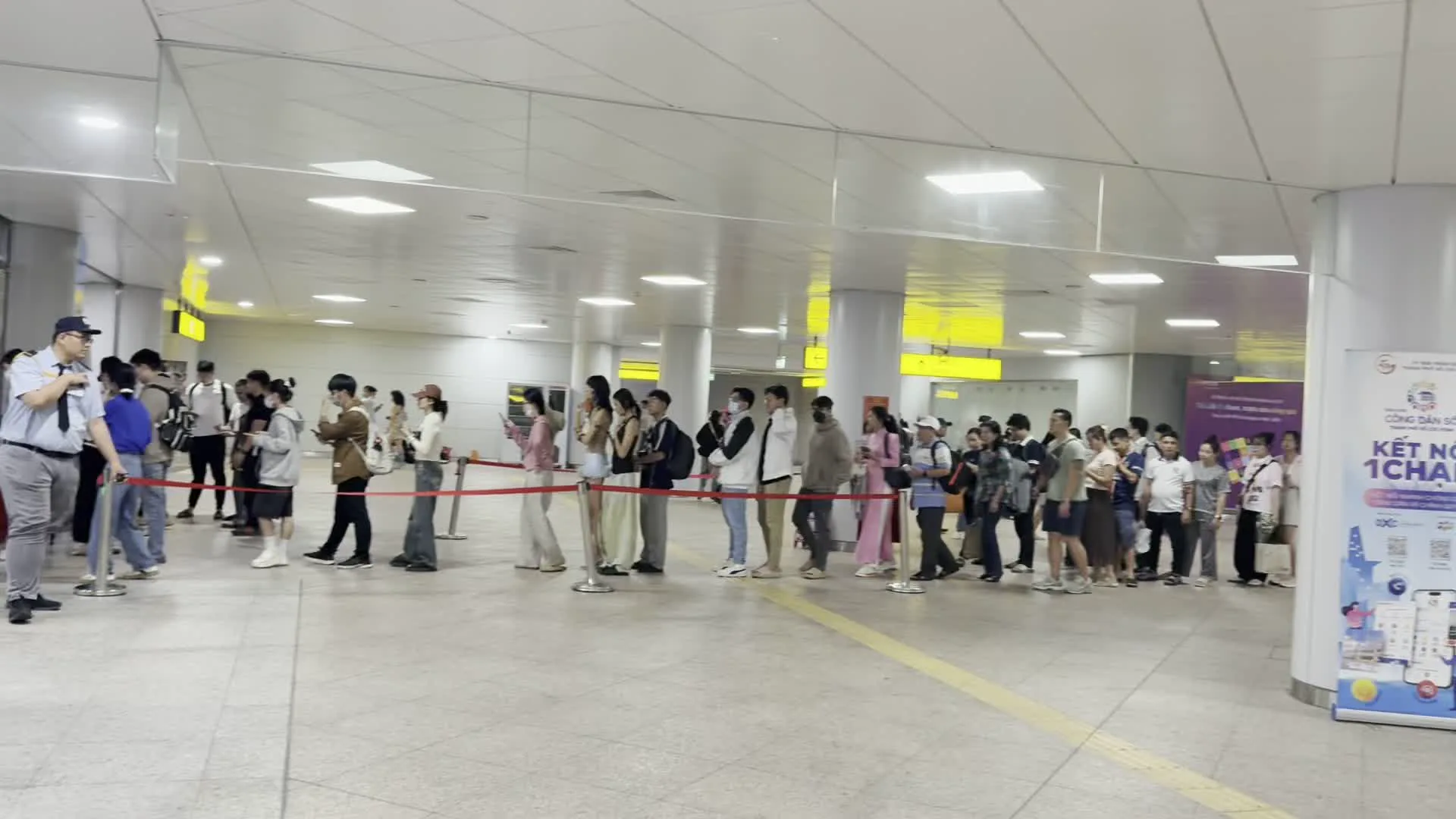 CÔNG DÂN SỐ（デジタル市民）。KẾT NỐI 1 CHẠM（ワンタッチ接続）