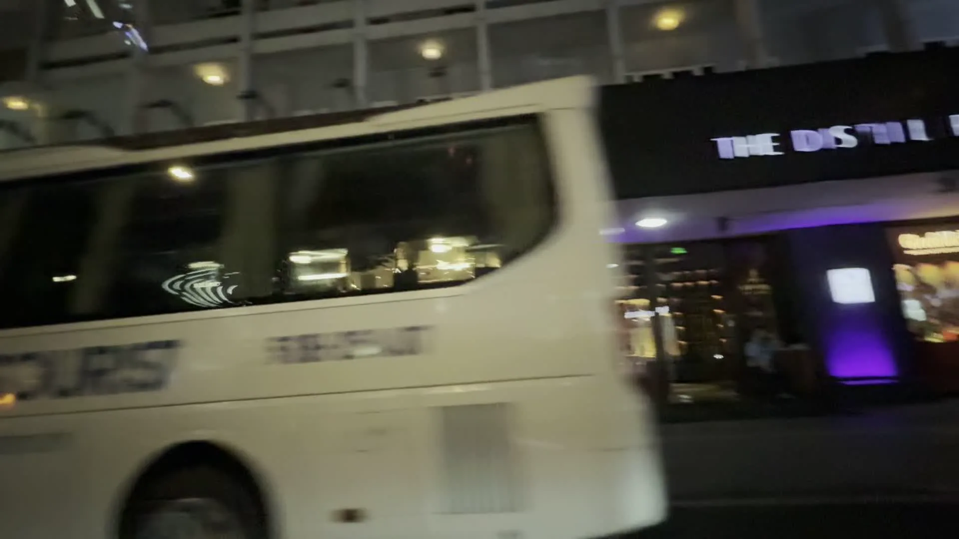 Khách sạn Majestic Sài Gòn（ホテル・マジェスティック・サイゴン）。ROLEX（ロレックス）。CHU PHAN（チュー・ファン）