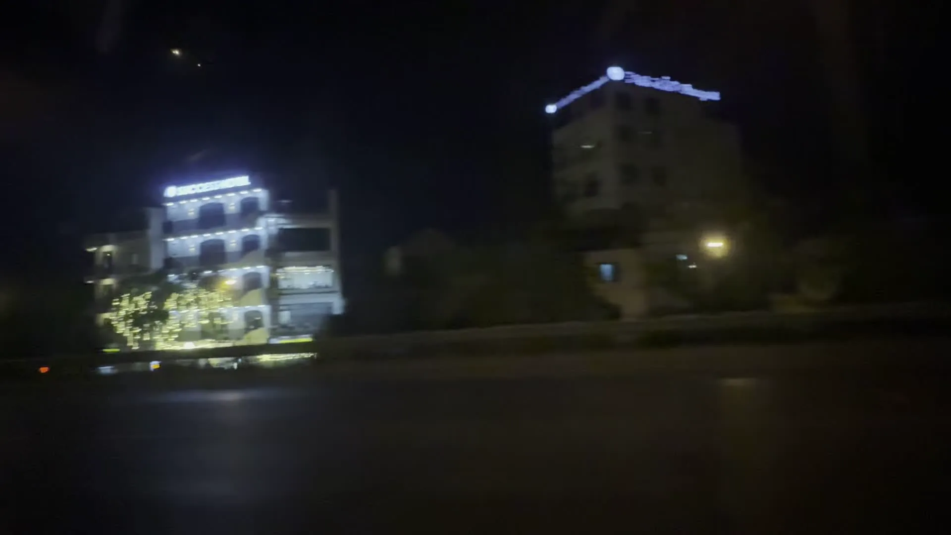 AURORA CRUISE HOTEL（オーロラ・クルーズ・ホテル）