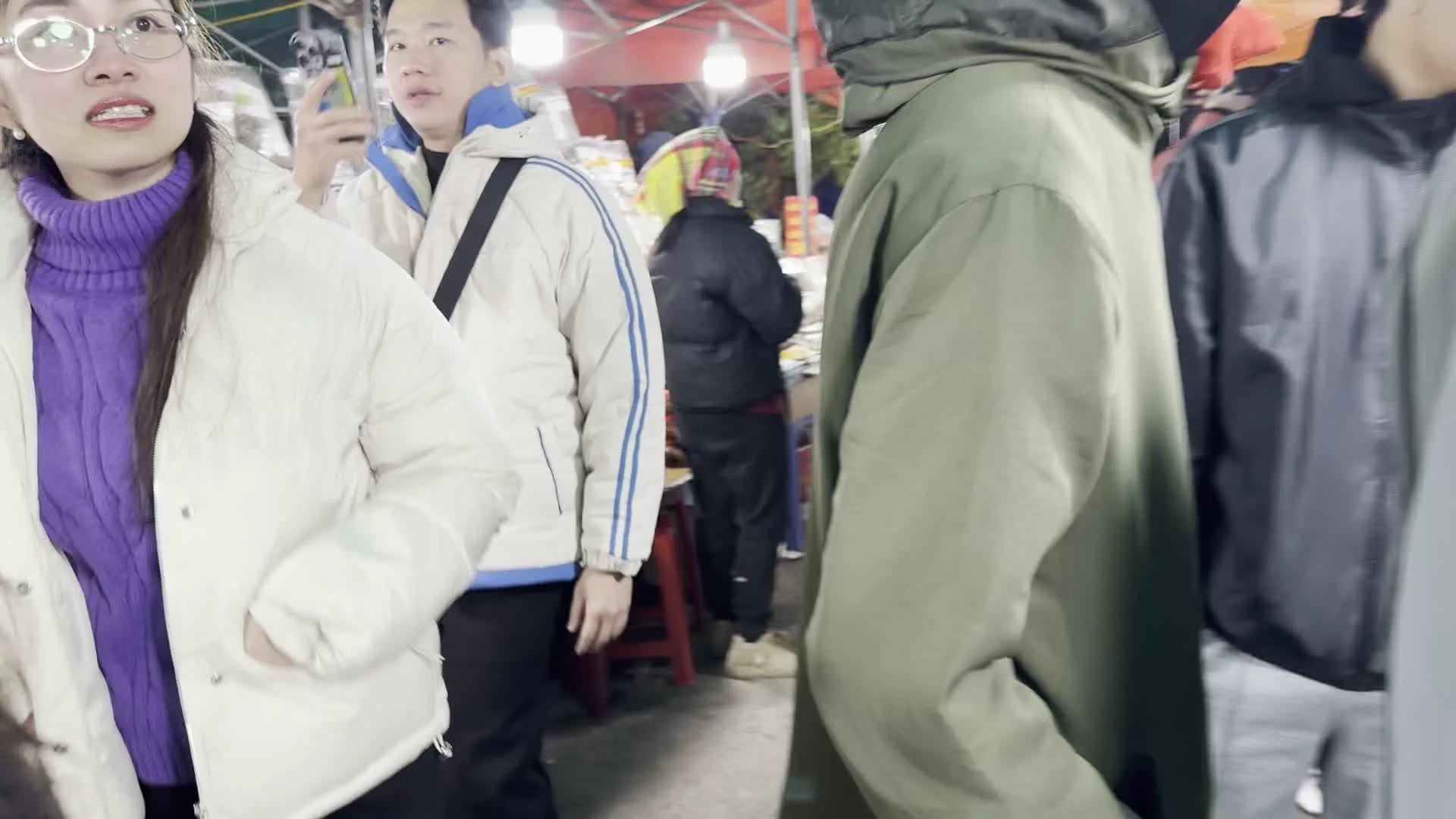 Chợ đêm Sa Pa（サパのナイトマーケット）