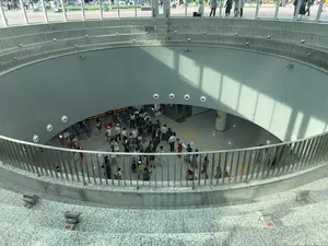 Ga Bến Thành（ベンタイン駅）