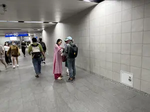 Đường hầm đi bộ Ga Bến Thành（ベンタイン駅の地下道）