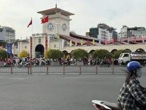 Chợ Bến Thành（ベンタイン市場）