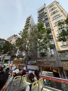 PARKVIEW LUXURY HOTEL / AK HOTEL（パークビュー・ラグジュアリー・ホテル / AKホテル）