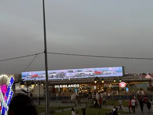 Highlands Coffee tại Saigon Garden, Đường Nguyễn Huệ（ハイランズコーヒー、サイゴンガーデン、グエンフエ通り / ホーチミン市）