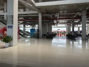 Bến xe Miền Đông mới（新ミエンドン・バスターミナル）