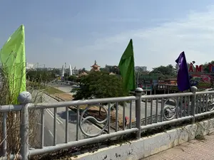 ÂM THỰC。SUỐI TIÊN。KHU PHỨC HỢP GIẢI TRÍ MUA SẮM TRÌNH DIỄN HIỆN ĐẠI。suoitien.com。Phố Lầu Suối Tiên。Tận hưởng hương vị thiên nhiên。PHỐ LẦU。Không Gian。（日本語訳）。グルメ。スイティエン。モダンなエンターテイメント・ショッピング・パフォーマンス複合施設。suoitien.com。スイティエン楼閣通り。自然の風味を満喫。楼閣通り。空間