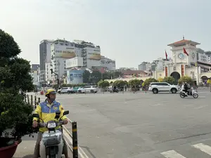 Chợ Bến Thành（ベンタイン市場）