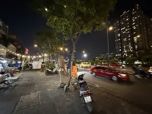 TRỨNG VỊT LỘN。NUI - COM。CÓ BÁN。XÀO BÒ。Y BÒ BĂM。59-T2 186.22。（日本語訳）。ホビロン。マカロニ - ご飯。販売中。牛肉炒め。牛ひき肉スパゲッティ。59-T2 186.22