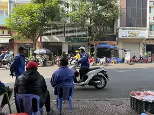 CÔNG TY TNHH NHÀ HÀNG ODYSSEY。Số 13 Yersin, Phường Cầu Ông Lãnh, Quận 1, TPHCM。Y HỌC DÂN TỘC。DINH SAN。CHUYÊN BÁN. THUỐC THÀNH PHẨM。LY: ĐỊNH ĐẢO。15 YERSIN - P. CẦU ÔNG LÃNH - Q. 1。13 YERSIN。05 YERSIN。ĐT: 028 231-2252。（日本語訳）。オデッセイレストラン有限会社。ホーチミン市1区カウオンラン坊イェルシン通り13番地。民族医学。DINH SAN。専門販売。完成薬。LY: ĐỊNH ĐẢO。イェルシン15番地 - カウオンラン坊 - 1区。イェルシン13番地。イェルシン05番地。電話: 028 231-2252