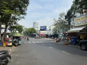 Đường Nguyễn Cư Trinh, Quận 1 (ホーチミン市1区、グエンクーチン通り)