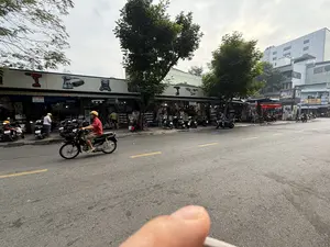 NGỌC HƯƠNG Chuyên doanh: MÁY CẮT SẮT ĐT: 077.259.3840 - 0903.802.922 NHÀ PHÂN PHỐI NHẬT NĂ THIẾT BỊ ĐIỆN CƠ MÁY KHOAN - MÁY MÀI - MÁY BÀO - MÁY CẮT SẮT KIM KHÍ TỔNG HỢP VĨ NGUYÊN MÁY KHOAN - MÁY MÀI AL HÙNG - XE ĐẨY - MÁY TRỘN VỮA PHÁT VĂN PHÒNG GIAO DỊCH CÔNG TY TNHH 52-T2 6435 50-N1 690.05 71-B1 336.75。（日本語訳）。ゴックフーン 専門：鉄筋カッター 電話：077.259.3840 - 0903.802.922 NHAT NA販売代理店 電動機械設備 ドリル - グラインダー - 電動カンナ - 鉄筋カッター 総合金物 ヴィーグエン ドリル - グラインダー ALフン - 手押し車 - モルタルミキサー ファット 取引事務所 有限会社 52-T2 6435 50-N1 690.05 71-B1 336.75