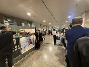 [PRIVATE] Sân bay quốc tế Tân Sơn Nhất（タンソンニャット国際空港）