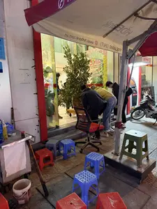 HDBank。www.hdbank.com.vn。1900 6060。Cam kết lợi ích cao nhất。CHO LỢI ÍCH CAO NHẤT。MÙA XUÂN HÀNH ĐỘNG。TẾT XANH VỮNG BỀN。NGÂN HÀNG SỐ HẠNH PHÚC。atm。rút tiền。FPTEL。（日本語訳）。HDBank。www.hdbank.com.vn。1900 6060。最高の利益をお約束します。最高の利益のために。行動の春。持続可能なグリーンなテト。ハッピーデジタルバンク。ATM。現金引き出し。FPTEL