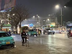 Cầu vượt Kim Liên（キムリエン立体交差 / ハノイ）