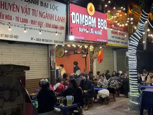 LẠNH ĐẠI LỘC。CHUYÊN VẬT TƯ NGÀNH LẠNH。ĐIỀU HÒA - TỦ LẠNH - MÁY GIẶT - BÌNH NÓNG LẠNH。Phục vụ 24/24 kể cả ngày nghỉ và lễ tết (tối lấy hàng gọi điện thoại)。97 ĐẠI CỒ VIỆT。ĐT + ZALO: 0913347377 - 0395745500。DAMBAM BBQ。BUFFET LẨU NƯỚNG。7B ĐẠI CỒ VIỆT。ĐT: 0332 982 952。101 ĐẠI CỒ VIỆT。ĐẶNG DUNG。VẬT TƯ ĐIỆN LẠNH。ĐIỆN DÂN DỤNG - KHO LẠNH。ĐC: 97 ĐẠI CỒ VIỆT。ĐT: 0912 080 622 - 0985 670。DAMBAM BBQ。Buffet Lẩu nướng。97B。VẬT TƯ。（日本語訳）。ラン・ダイロック。冷凍業界資材専門。エアコン - 冷蔵庫 - 洗濯機 - 温水冷水器。休日・祝日を含む24時間年中無休で対応（夜間の商品受け取りは要電話）。ダイコーベト通り97番地。電話 + ZALO: 0913347377 - 0395745500。DAMBAM BBQ。鍋・焼き肉ビュッフェ。ダイコーベト通り7B番地。電話: 0332 982 952。ダイコーベト通り101番地。ダン・ズン。電気冷凍資材。家庭用電気 - 冷凍倉庫。住所: ダイコーベト通り97番地。電話: 0912 080 622 - 0985 670。DAMBAM BBQ。鍋・焼き肉ビュッフェ。97B。資材