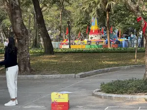 186。LIÊN ĐOÀN LAO ĐỘNG THÀNH PHỐ HÀ NỘI。Chúc Mừng Năm Mới。（日本語訳）。186。ハノイ市労働連盟。新年おめでとうございます