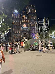 Nhà thờ Lớn Hà Nội（ハノイ大教会）