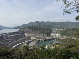 Thủy điện Hòa Bình（ホアビン水力発電所）