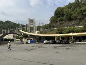 Nhà máy Thủy điện Hòa Bình（ホアビン水力発電所）