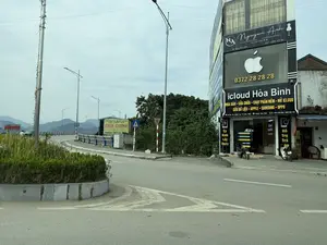 Nguyen Anh。FB: NGUYỄN ÁNH。SĐT: 0388 255 961。0372 28 28 28。icloud Hòa Bình。MUA BÁN – SỬA CHỮA – CHẠY PHẦN MỀM – MỞ ICLOUD。CỨU DỮ LIỆU – APPLE – SAMSUNG – OPPO。Số 410 - Cù Chính Lan-TP. Hòa Bình。icloud Hòa Bình。0372 282 828-0862 263 363。Ép Kính Lấy Ngay。Hỗ Trợ Trả Góp。Mời。iCloud Hòa Bình。0372.28.28.28。MỞ ICLOUD。CHẠY PHẦN MỀM。MẬT KHẨU。TRUNG TÂM LẮP ĐẶT - SỬA CHỮA - BẢO HÀNH。USTDOOR-SMASDOOR-UTADOOR。CỬA CUỐN。CỬA KÍNH THỦY LỰC - NHÔM HỆ。VÁCH KÍNH - TRẦN NHỰA - VÁCH NHỰA。Hotline: 0977.61。PHỐ ĐI BỘ。CẦU HỮU NGHỊ。（日本語訳）。グエン・アイン。FB: グエン・アイン。電話番号: 0388 255 961。0372 28 28 28。iCloudホアビン。売買 – 修理 – ソフトウェア実行 – iCloudロック解除。データ復旧 – APPLE – SAMSUNG – OPPO。ホアビン市クー・チン・ラン通り410番。iCloudホアビン。0372 282 828-0862 263 363。ガラス圧着 即日対応。分割払い対応。ご案内。iCloudホアビン。0372.28.28.28。iCloudロック解除。ソフトウェア実行。パスワード。設置・修理・保証センター。USTDOOR-SMASDOOR-UTADOOR。巻き上げドア。油圧ガラスドア - システムアルミニウム。ガラス間仕切り - プラスチック天井 - プラスチック間仕切り。ホットライン: 0977.61。歩行者天国。友好橋