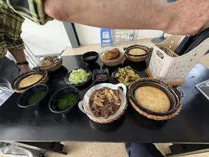 VIỆT NHẬT PLASTIC。（日本語訳）。ベトナム日本プラスチック