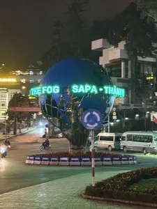 THE FOG SAPA - THÀNH。（日本語訳）。ザ・フォグ・サパ - タイン