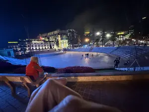 Quảng trường Sa Pa（サパ広場）