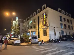 A GIA ĐÌNH。NHÀ NGHỈ。NHÀ NGHỈ KHÁCH SẠN。21D-000.16。（日本語訳）。Aファミリー。ゲストハウス。ゲストハウス ホテル。21D-000.16