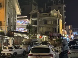 NHÀ HÀNG CÁ HỒI VUA。0989.69.69.329。Cafe。XE HỢP ĐỒNG。DU LỊCH ÂN PHÚ。24A 242.01。24A 222.12。24A 157.92。（日本語訳）。キングサーモンレストラン。0989.69.69.329。カフェ。契約車。アンフー旅行。24A 242.01。24A 222.12。24A 157.92