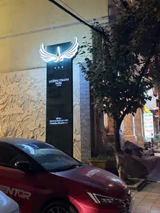 MƯỜNG THANH SAPA。SỐ 044。ĐƯỜNG NGỦ CHỈ SƠN。TT.SAPA, TP LÀO CAI。LỊCH VIỆT。ĐT: 037 602。TÂM LÀ THUỐC。Gội đầu。TAM QUAT。（日本語訳）。ムオンタン サパ。044番。グーチーソン通り。サパ町、ラオカイ市。ベトナム暦。電話: 037 602。心は薬。シャンプー。マッサージ