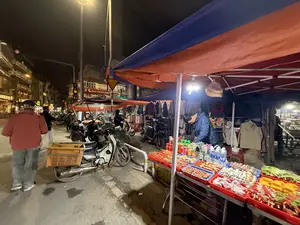 Chợ đêm Sa Pa（サパ・ナイトマーケット）