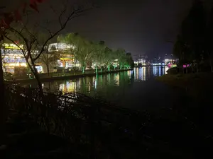 Hồ Sa Pa（サパ湖）