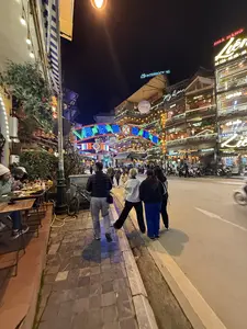 Phố Cầu Mây（サパ・カウメイ通り）