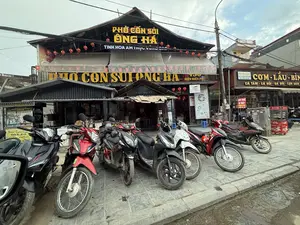 PHỐ CỒN SỐI ÔNG HÀ（レストラン「フォー・コン・ソイ・オン・ハー」）