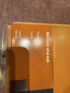 Mô hình nhà mồ。Giarai。Gia Lai。（日本語訳）。墓の家の模型。ジャライ族。ザライ省