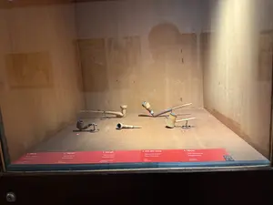 Thu le。Tầu gó。Tầu gó。Tấu đất nung。Tấu le。（日本語訳）。Le竹のパイプ。木のパイプ。木のパイプ。土製の焼き物パイプ。Le竹のパイプ