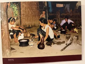 Mnông (Gar)。Đắk Lắk,。（日本語訳）。ムノン族（ガル）。ダクラク省、