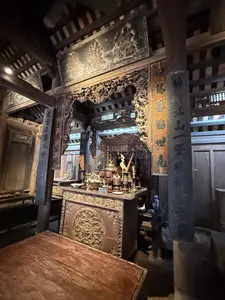 錦江山一帶精華。鴻基永奠世遠。雲雷震驚九霄。（日本語訳）。錦江山一帯の精華。鴻基は永く奠定され、世は遠し。雲雷は九霄を震撼させる