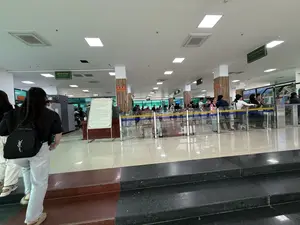 KIỂM TRA HẢI QUAN。THỦ TỤC XUẤT CẢNH TỰ ĐỘNG。PHÒNG KIỂM TRA。THÔNG BÁO THỰC HIỆN KHAI BÁO HẢI QUAN。（日本語訳）。税関検査。自動出国手続き。検査室。税関申告実施の通知