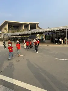 Quầy vé。（日本語訳）。チケット売り場