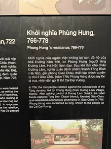 QĐ. Trường (VIỆT NAM)。DIEN CHAU。sông Cả。vải quả nộp Châu Hoan, khởi nghĩa. Mai Hắc Đế), g đem quân ệt. Năm 723,。Khởi nghĩa Phùng Hưng, 766-778。Khởi nghĩa của người Việt chống lại ách đô hộ của nhà Đường năm 766, do Phùng Hưng (người làng Đường Lâm, Hà Nội) lãnh đạo. Sau khi làm chủ châu Đường Lâm, nghĩa quân đánh chiếm thành Tống Bình (Hà Nội), giải phóng Giao Châu, thiết lập chính quyền tự chủ ở Giao Châu (năm 779). Phùng Hưng được suy tôn là vua, nhân dân gọi là Bố Cái Đại Vương.。（日本語訳）。QĐ. Trường (ベトナム)。ディエンチャウ。カー川。ライチをチャウホアンに納め、蜂起。梅黒帝）、gは軍を率いて討伐。723年、。馮興（フン・フン）の蜂起、766-778年。766年、唐の支配に抗するベトナム人の蜂起で、馮興（フン・フン）（ハノイ、ドゥオンラム村出身）が指導した。ドゥオンラム州を掌握した後、義勇軍はソンビン城（ハノイ）を攻略し、交州を解放し、交州に自治政権を樹立した（779年）。馮興（フン・フン）は王に推戴され、人々は彼を布蓋大王（ボー・カイ・ダイ・ヴオン）と呼んだ。