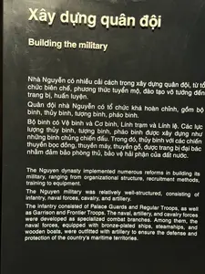 Xây dựng quân đội（「軍隊の建設」阮朝の軍事に関する展示パネル / ベトナム軍事歴史博物館）