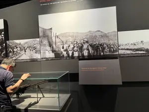 Thắng lợi của Chiến dịch Điện Biên Phủ（ディエンビエンフー作戦の勝利に関する展示 / ベトナム軍事歴史博物館）